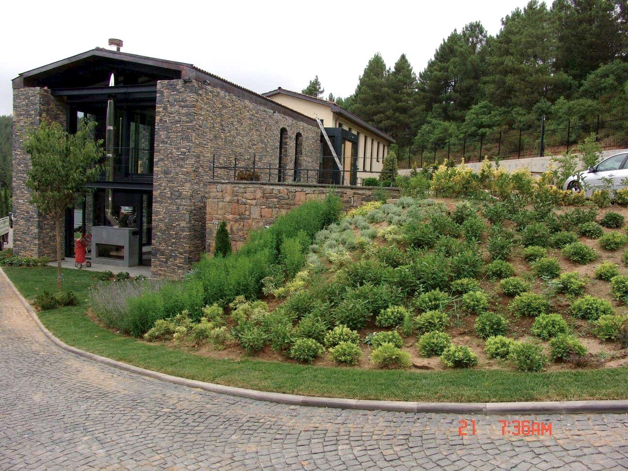 MAYA EVLERİ SERT ZEMİN PEYZAJ UYGULAMA